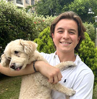 dog walker in Tamarac FL