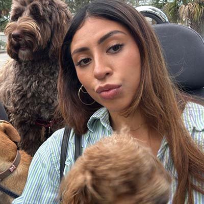 Pet Sitter in Pompano Beach FL